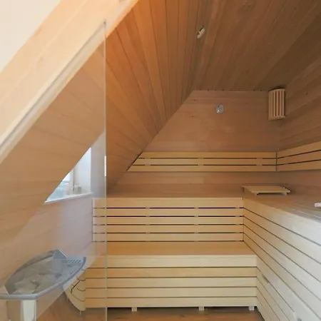 Holiday home Haus Wattsonne